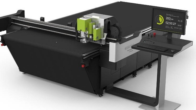 Новые режущие планшетные плоттеры серии Kongsberg C Edge от Esko
